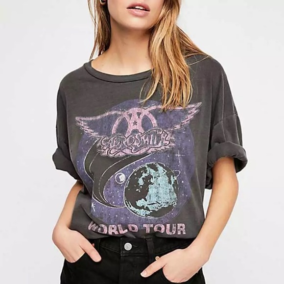Tops - Charcoal Aerosmith World Tour Band Music Graphic Tee T-Shirt Top